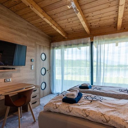 Marina Liptov Pri Liptovskej Mare Hotel Bobrovnik ภายนอก รูปภาพ