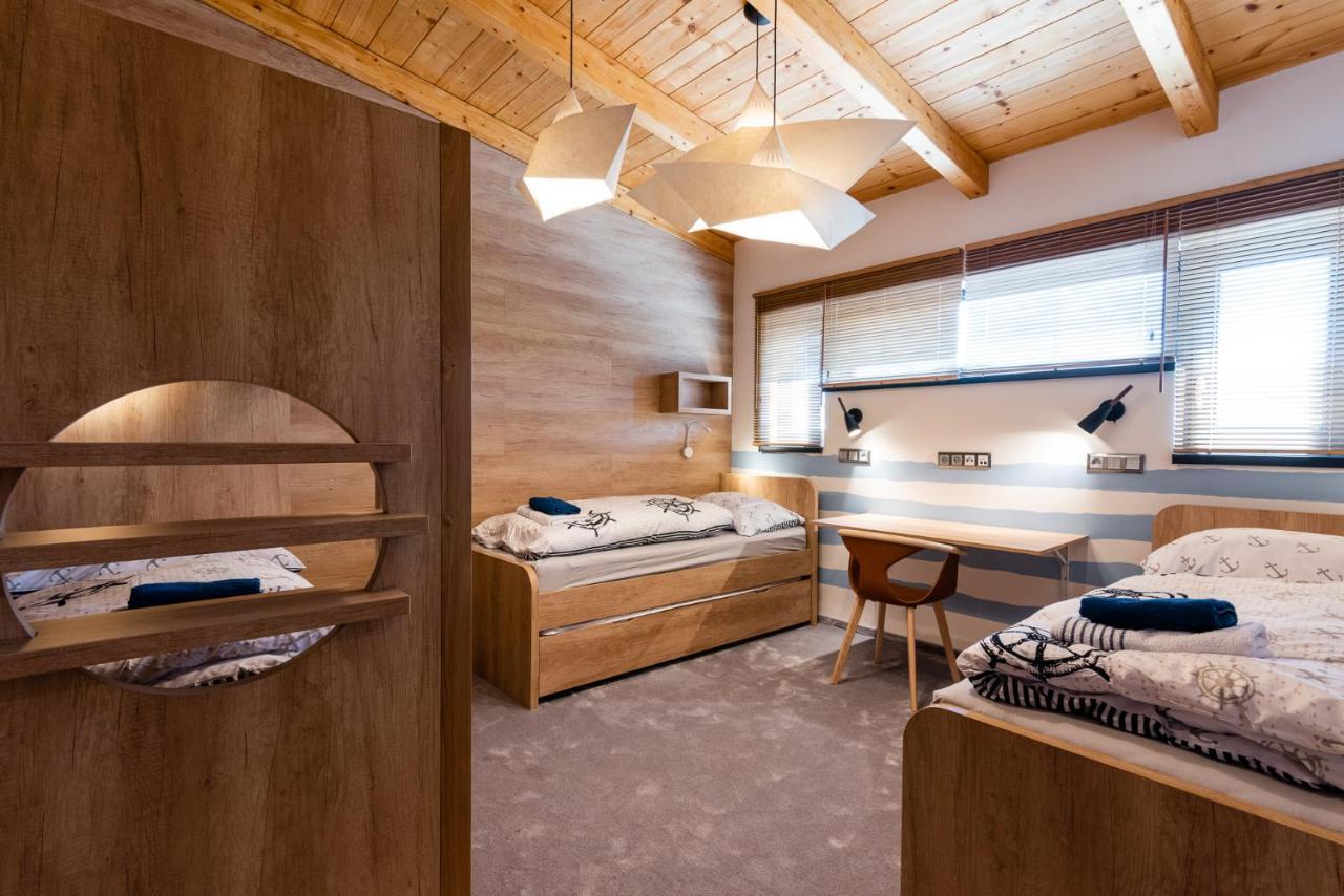 Marina Liptov Pri Liptovskej Mare Hotel Bobrovnik ภายนอก รูปภาพ